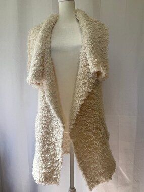 CoffeeShop New York Cream/White Teddy Vest